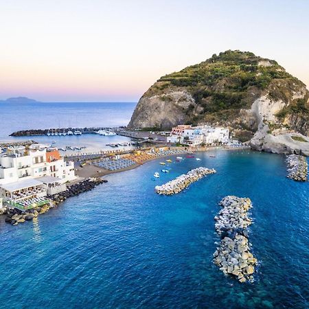 Roccobarocco Boutique Hotel Sant'Angelo  エクステリア 写真