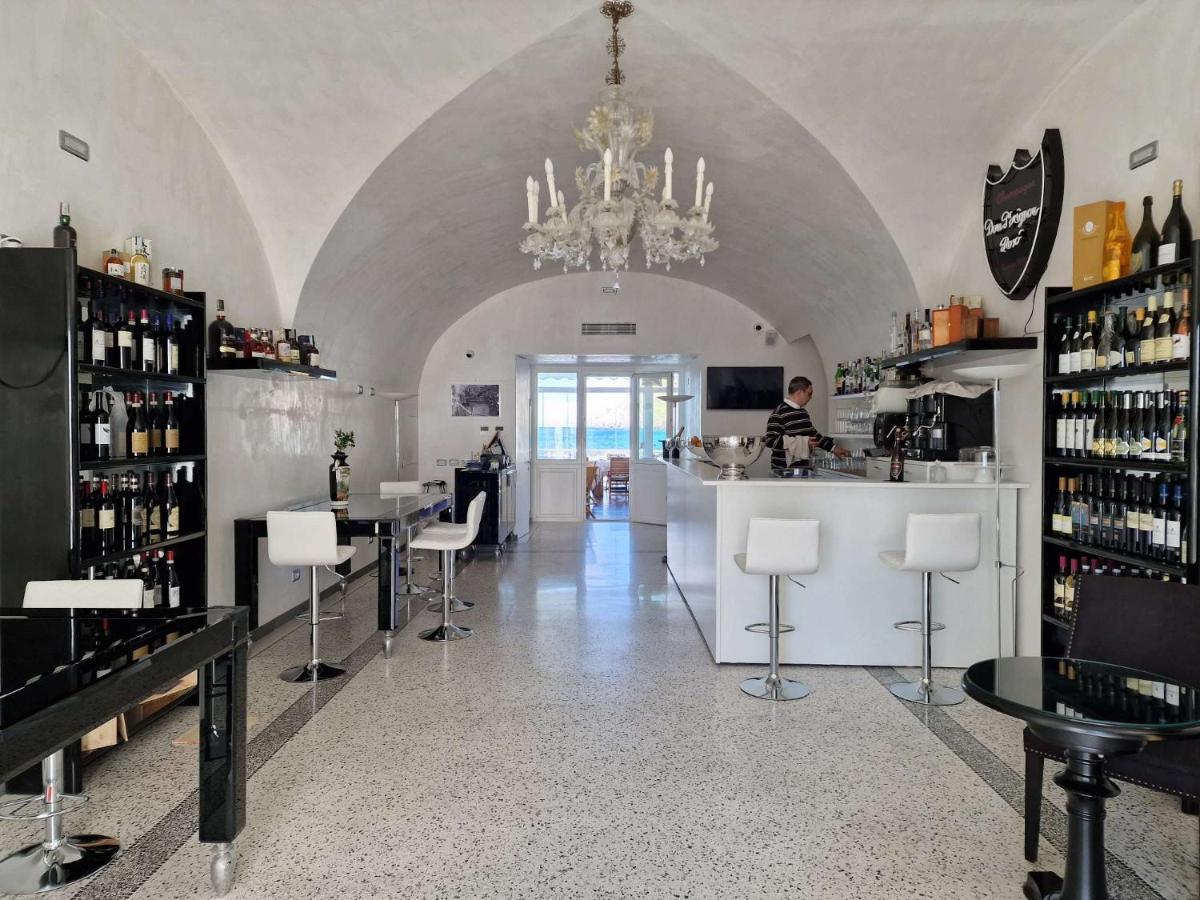Roccobarocco Boutique Hotel Sant'Angelo  エクステリア 写真