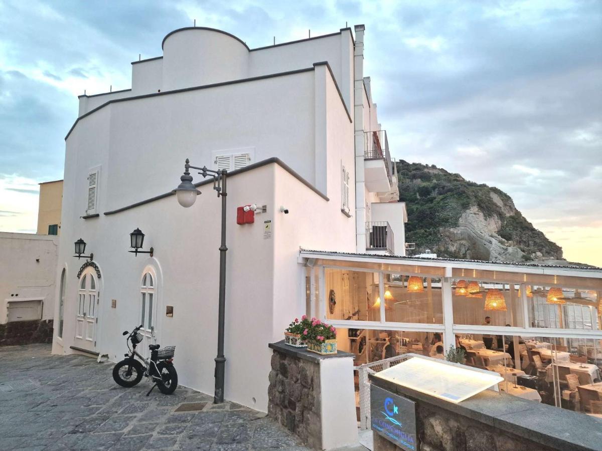 Roccobarocco Boutique Hotel Sant'Angelo  エクステリア 写真