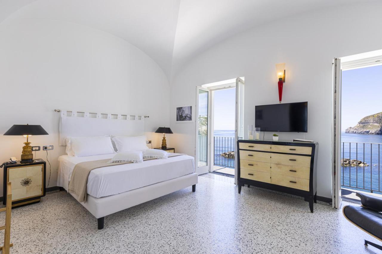 Roccobarocco Boutique Hotel Sant'Angelo  エクステリア 写真