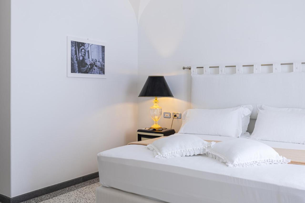Roccobarocco Boutique Hotel Sant'Angelo  エクステリア 写真