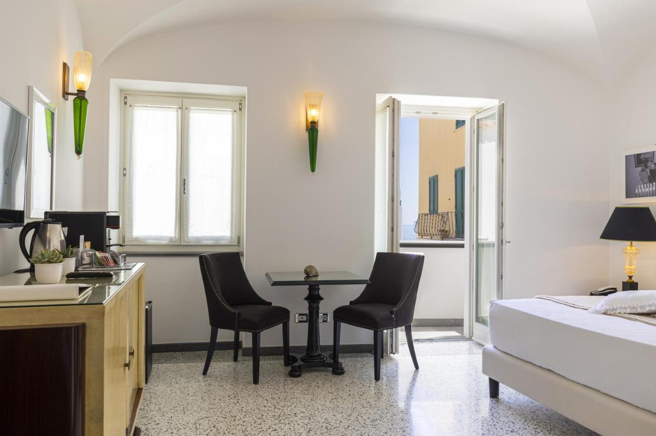 Roccobarocco Boutique Hotel Sant'Angelo  エクステリア 写真